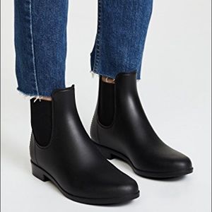Ankle rain boots